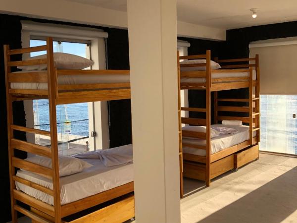 Manhatã Hostel : photo 1 de la chambre lit superposé dans dortoir mixte