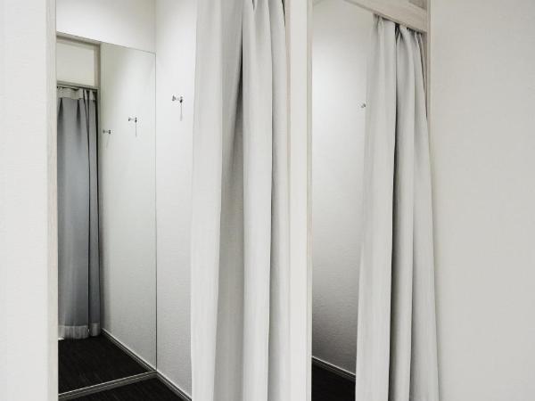 HOTEL THE ROCK : photo 5 de la chambre chambre capsule pour femmes 