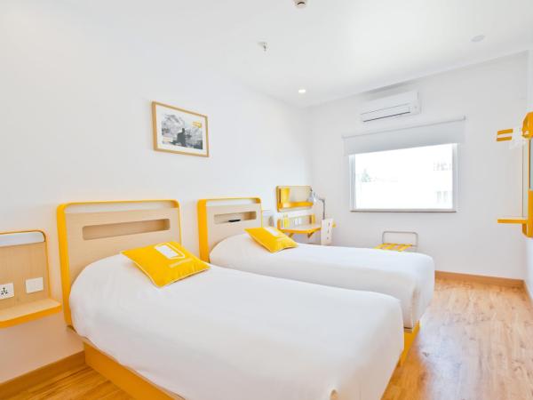 bloomrooms @ City Centre : photo 2 de la chambre chambre lits jumeaux standard