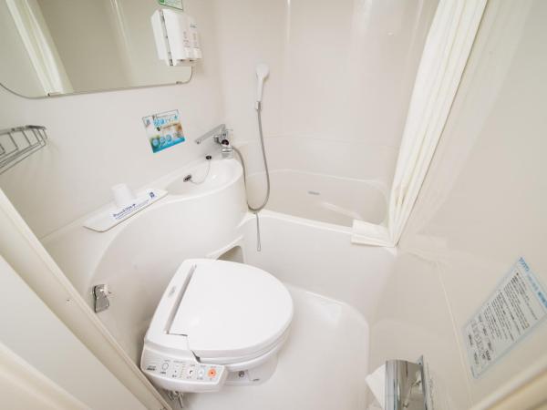 Super Hotel Namba Nipponbashi : photo 4 de la chambre 2 chambres doubles communicantes - non-fumeurs