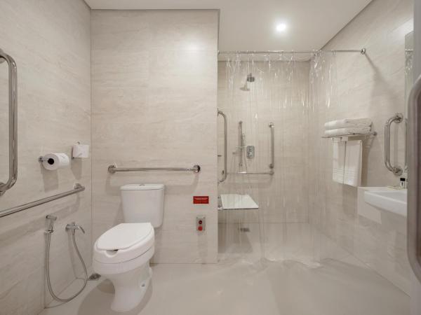 Intercity Curitiba Batel : photo 4 de la chambre standard pwd disability access - 1 double bed