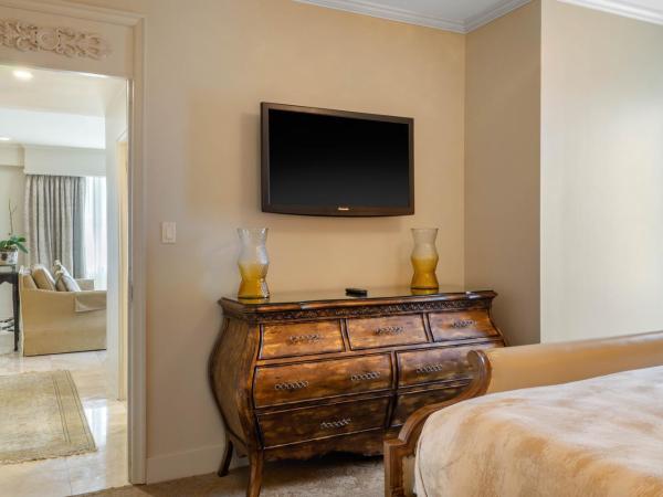 Omni Royal Orleans Hotel : photo 10 de la chambre suite lit king-size royale deluxe