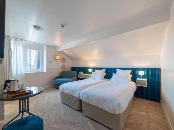 Hôtel du Palais de l'Isle : photo 7 de la chambre chambre triple