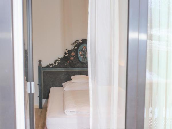 Hotel Sonnenhof - bed & breakfast & appartements : photo 6 de la chambre chambre simple avec balcon