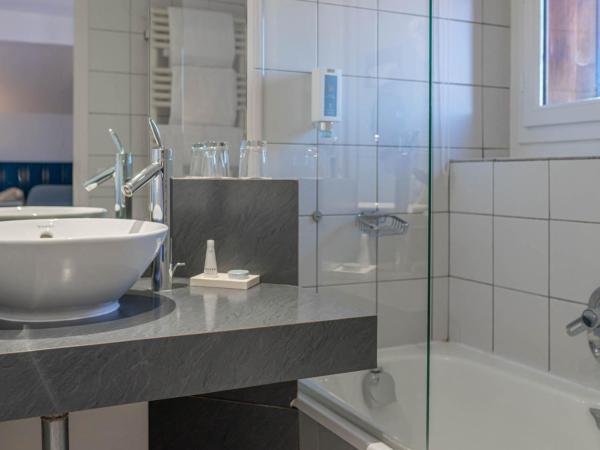 Hôtel du Palais de l'Isle : photo 9 de la chambre chambre triple