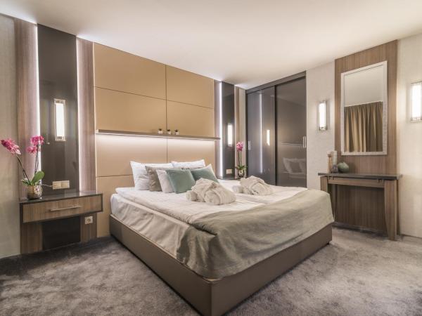 Hotel Zena Beauty & Shopping Center : photo 10 de la chambre chambre supérieure