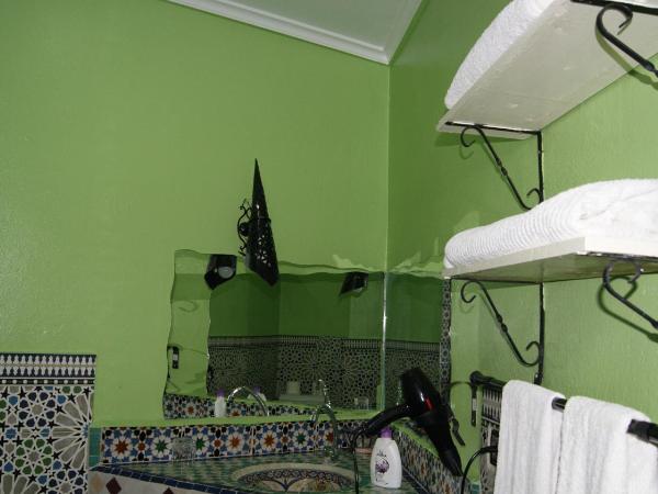 Riad Tingis : photo 5 de la chambre chambre double deluxe