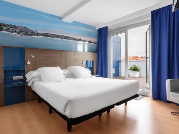 Eurostars Blue Coruña : photo 4 de la chambre suite junior avec terrasse