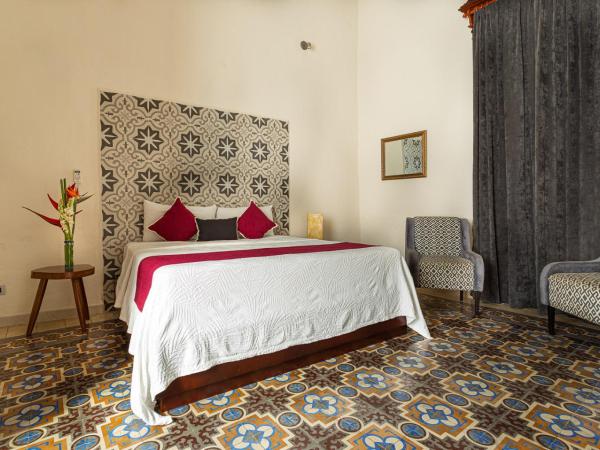 Viva Merida Hotel Boutique : photo 3 de la chambre suite familiale deluxe