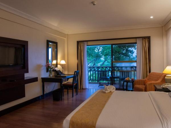 Nexus Resort & Spa Karambunai : photo 2 de la chambre chambre deluxe double ou lits jumeaux avec vue sur l'océan