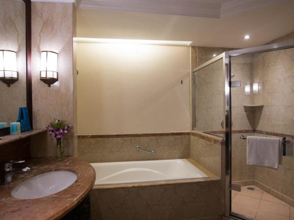 Nexus Resort & Spa Karambunai : photo 3 de la chambre chambre deluxe double ou lits jumeaux avec vue sur l'océan