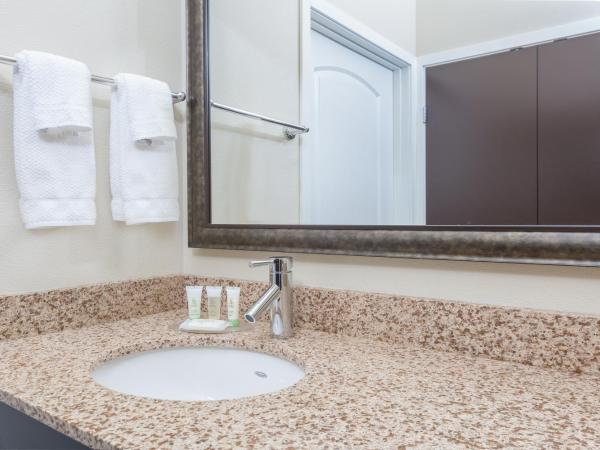 Staybridge Suites Seattle - Fremont, an IHG Hotel : photo 2 de la chambre suite studio lit queen-size