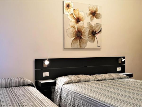 Hotel Rossi : photo 2 de la chambre chambre triple