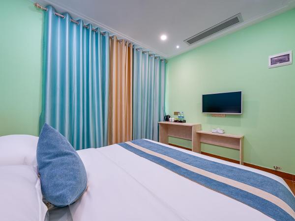 Frida Hotels Guangzhou Baiyun International airport : photo 2 de la chambre chambre lit king-size standard