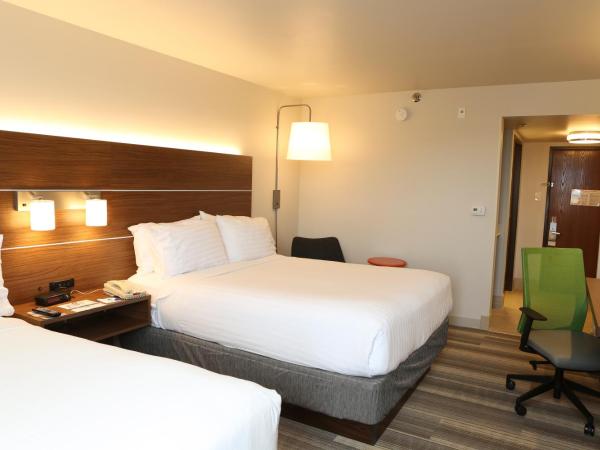 Holiday Inn Express Phoenix-Airport/University Drive, an IHG Hotel : photo 4 de la chambre chambre standard avec 2 lits queen-size