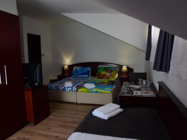 Hotel Meridijan16 : photo 6 de la chambre chambre triple