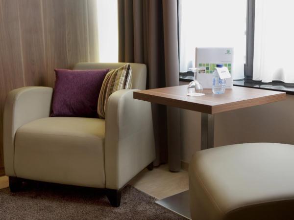 Holiday Inn Brussels Schuman, an IHG Hotel : photo 3 de la chambre chambre double ou lits jumeaux standard