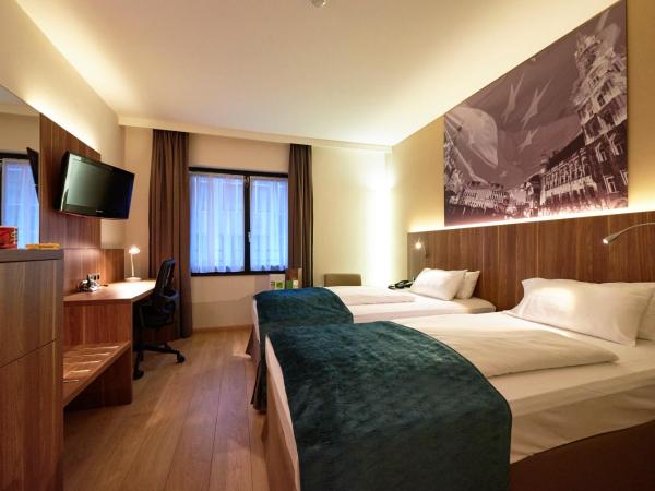 Holiday Inn Brussels Schuman, an IHG Hotel : photo 1 de la chambre chambre lits jumeaux