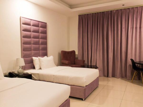 Parkside Plaza Muscat : photo 7 de la chambre chambre lits jumeaux standard