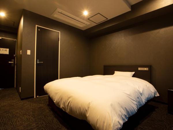 HOTEL PAR-MAN : photo 1 de la chambre chambre simple avec salle de bains privative