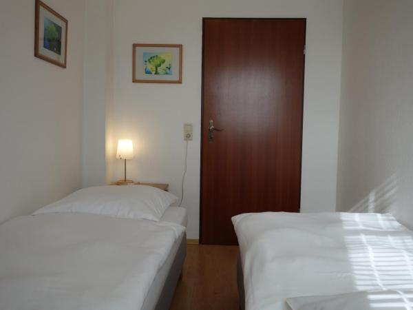 Pension am Helenenwall : photo 4 de la chambre appartement