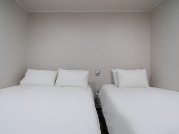 MAYONE HOTEL Myeongdong : photo 3 de la chambre chambre familiale - sans fenêtre