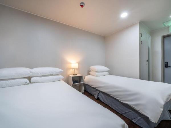 MAYONE HOTEL Myeongdong : photo 3 de la chambre chambre triple