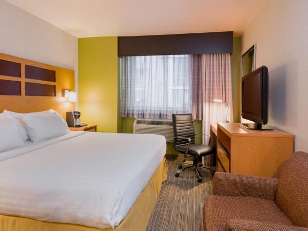 Holiday Inn Express - Times Square, an IHG Hotel : photo 1 de la chambre chambre attribuée à l'arrivée 