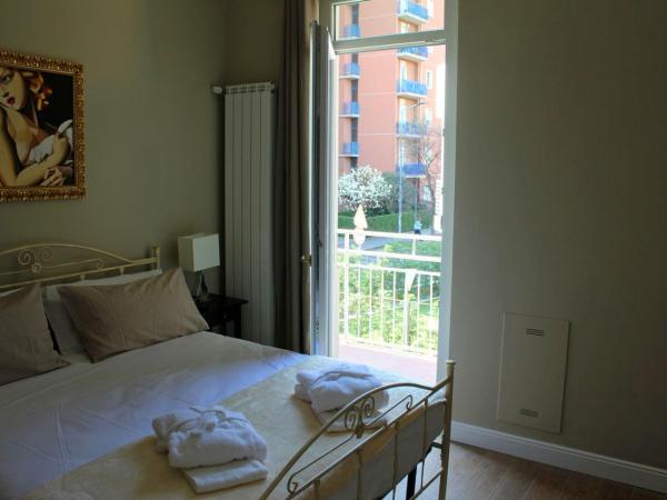 Casa Aydée : photo 2 de la chambre chambre double avec salle de bains privative