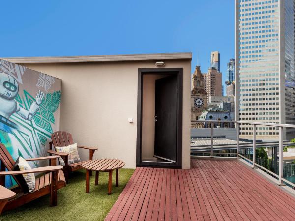 Quality Apartments Melbourne Central : photo 4 de la chambre hébergement 2 chambres avec toit-terrasse