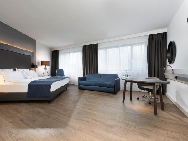 Holiday Inn Berlin City-West, an IHG Hotel : photo 4 de la chambre chambre triple standard