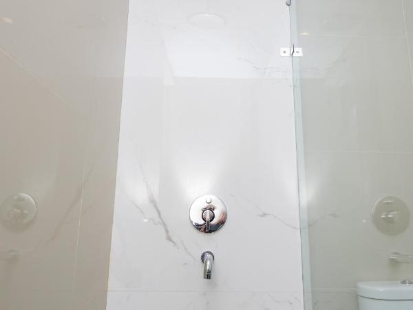 Jambuluwuk Thamrin Hotel : photo 5 de la chambre chambre deluxe