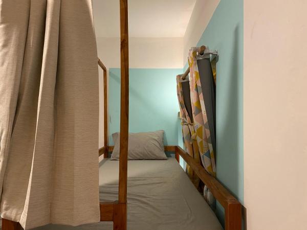Wonderloft Hostel Jogja : photo 6 de la chambre lit dans dortoir pour femmes de 6 lits