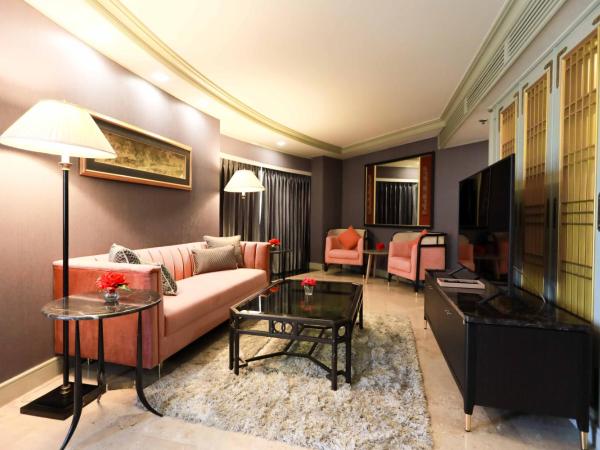 Grand China Bangkok : photo 5 de la chambre suite the king avec petit-déjeuner