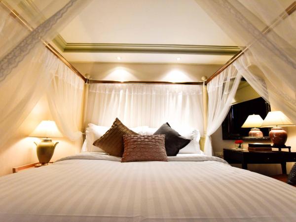 Grand China Bangkok : photo 2 de la chambre suite the king avec petit-déjeuner