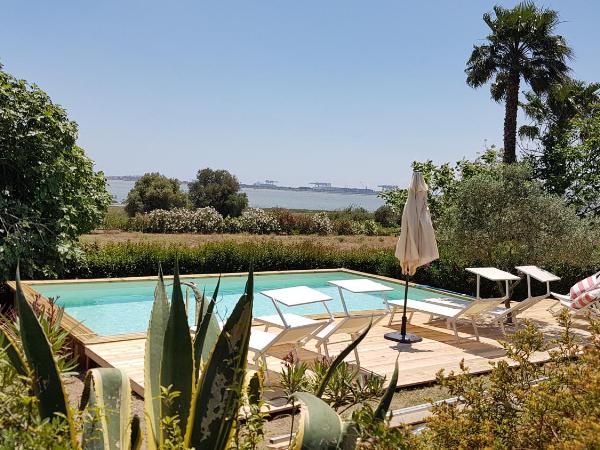 Santa Igia - Country House : photo 4 de la chambre appartement - vue sur piscine