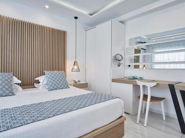 Grand Beach Hotel : photo 6 de la chambre suite panorama avec piscine semi-privée