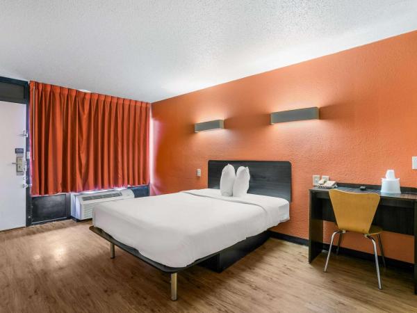 Rodeway Inn Baltimore - Inner Harbor South : photo 4 de la chambre chambre lit queen-size - fumeurs