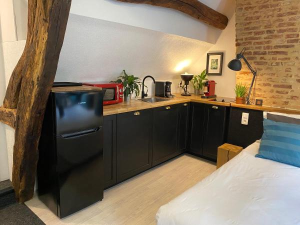 Hôtel De La Cathédrale : photo 4 de la chambre studio familial