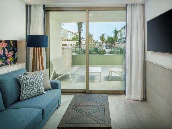 Catalonia Grand Costa Mujeres All Suites & Spa - All Inclusive : photo 2 de la chambre suite privilège