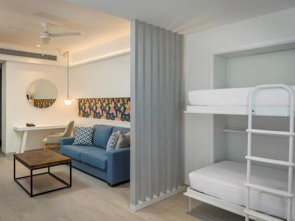 Catalonia Grand Costa Mujeres All Suites & Spa - All Inclusive : photo 3 de la chambre grande suite familiale privilège supérieure