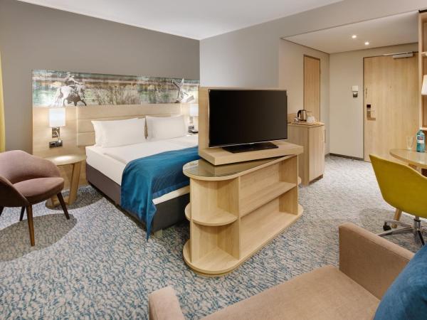 Holiday Inn Düsseldorf City - Toulouser Allee, an IHG Hotel : photo 4 de la chambre suite junior