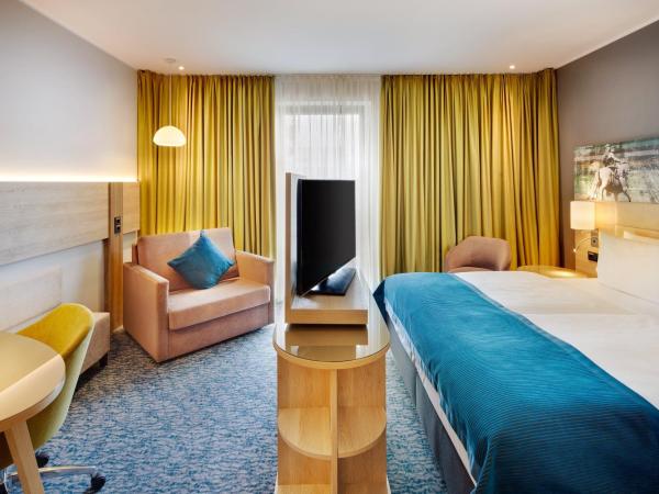 Holiday Inn Düsseldorf City - Toulouser Allee, an IHG Hotel : photo 2 de la chambre suite junior
