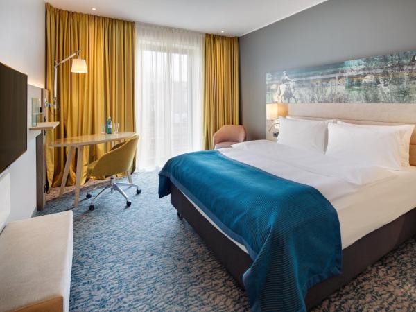 Holiday Inn Düsseldorf City - Toulouser Allee, an IHG Hotel : photo 5 de la chambre chambre standard lit queen-size