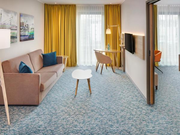 Holiday Inn Düsseldorf City - Toulouser Allee, an IHG Hotel : photo 6 de la chambre suite