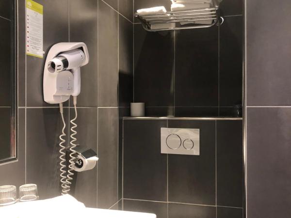 Boutique Hôtel Azur : photo 9 de la chambre chambre familiale