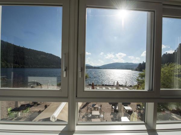 Appart'Hôtel LIDO au bord de l'eau : photo 10 de la chambre studio - vue sur mer