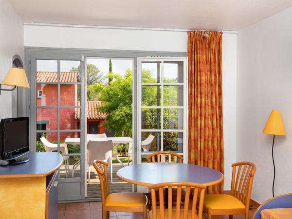 SOWELL RESIDENCES Chênes Verts : photo 2 de la chambre studio