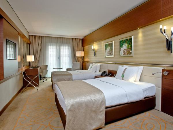 Holiday Inn Ankara-Kavaklidere, an IHG Hotel : photo 4 de la chambre chambre supérieure lits jumeaux