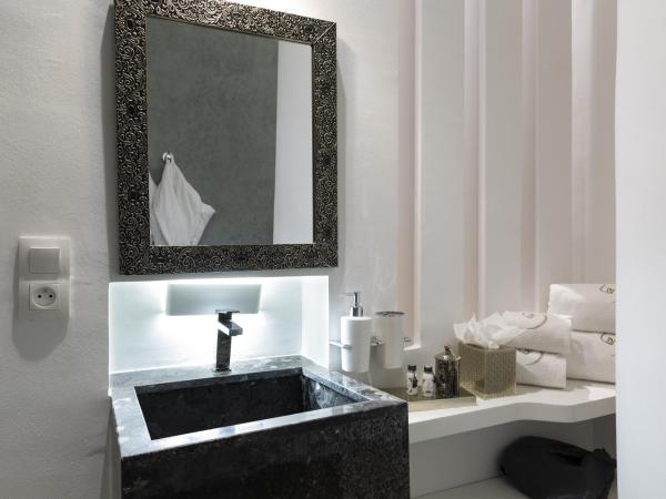 Suite Azur Hotel : photo 1 de la chambre chambre double supérieure